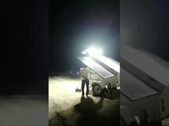 Zonne-aangedreven lichte aanhangwagen