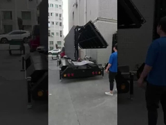 Trailer met zonne-LED-scherm