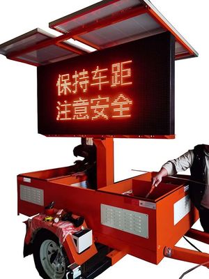 Hoog efficiënte energiebesparende zonne-energie Led Display Trailer P3 P4 P5 Voor productpromotie