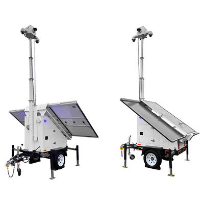 Mobiele bewakingstrailer met 3 zonnepanelen voor parkeerterreinbeveiliging